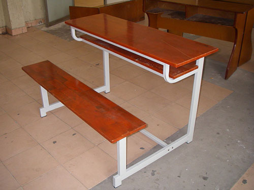 Địa chỉ cung cấp mẫu bàn học sinh cấp 3 có kích thước tiêu chuẩn